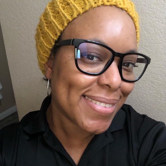 Meet your Posher, Toni - Picture 1 of 1